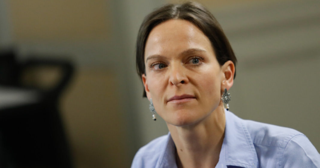 Renuncia Sorpresiva de Jeannette von Wolfersdorff del Consejo Fiscal Autónomo