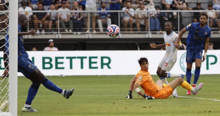 Salzburgo y Al Hilal Empatan en Emocionante Duelo por el Mundial de Clubes