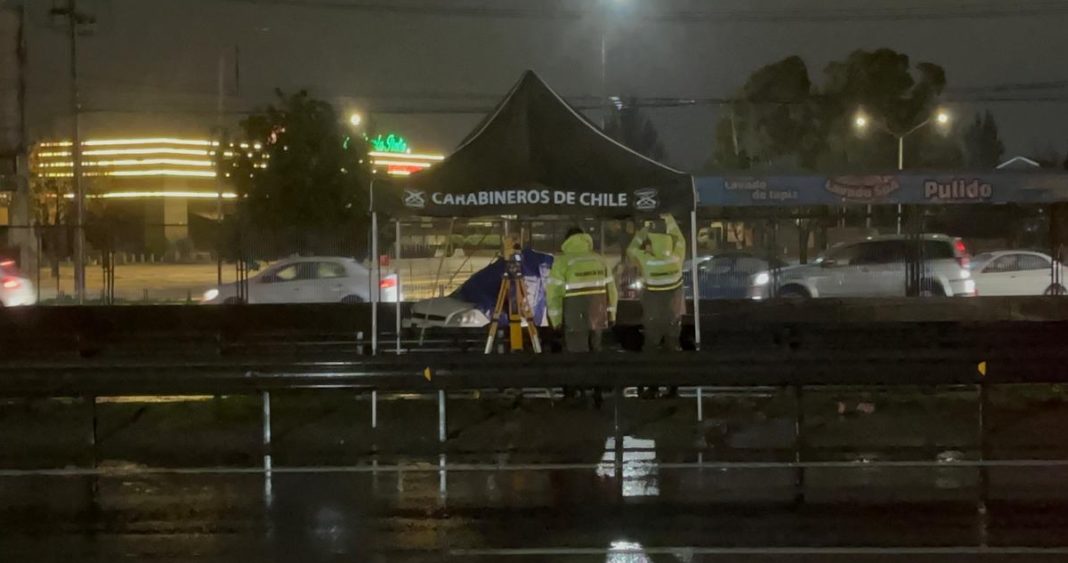 Trágico accidente en Ruta 5: Camión arrolla auto detenido, dejando un muerto y un herido