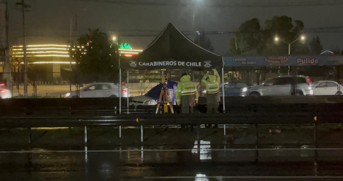 Trágico accidente en Ruta 5: Camión arrolla auto detenido, dejando un muerto y un herido
