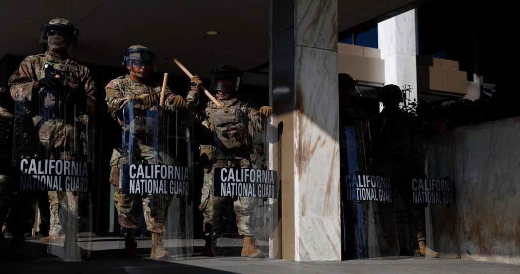 Tribunal Suspende Orden que Obligaba a Trump a Devolver Control de Guardia Nacional a California