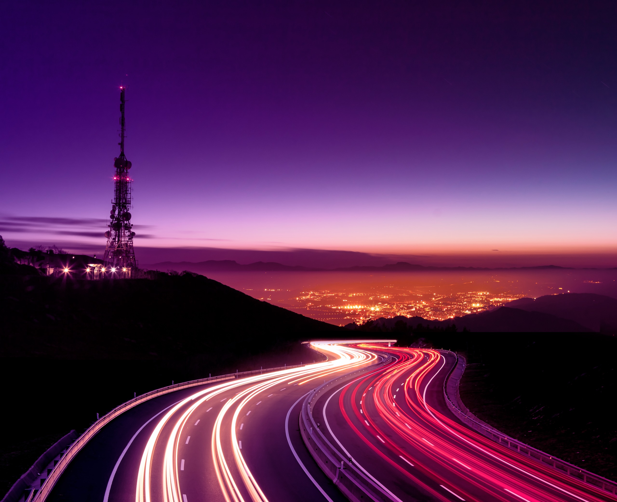 WOM Chile y Mundo Telecomunicaciones se unen para expandir la conectividad móvil