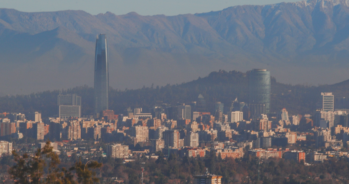 Alerta Ambiental en Santiago: Restricciones Vehiculares y Medidas para Combatir la Contaminación