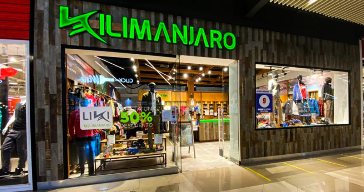 Asalto millonario a tienda deportiva en centro comercial de Chicureo