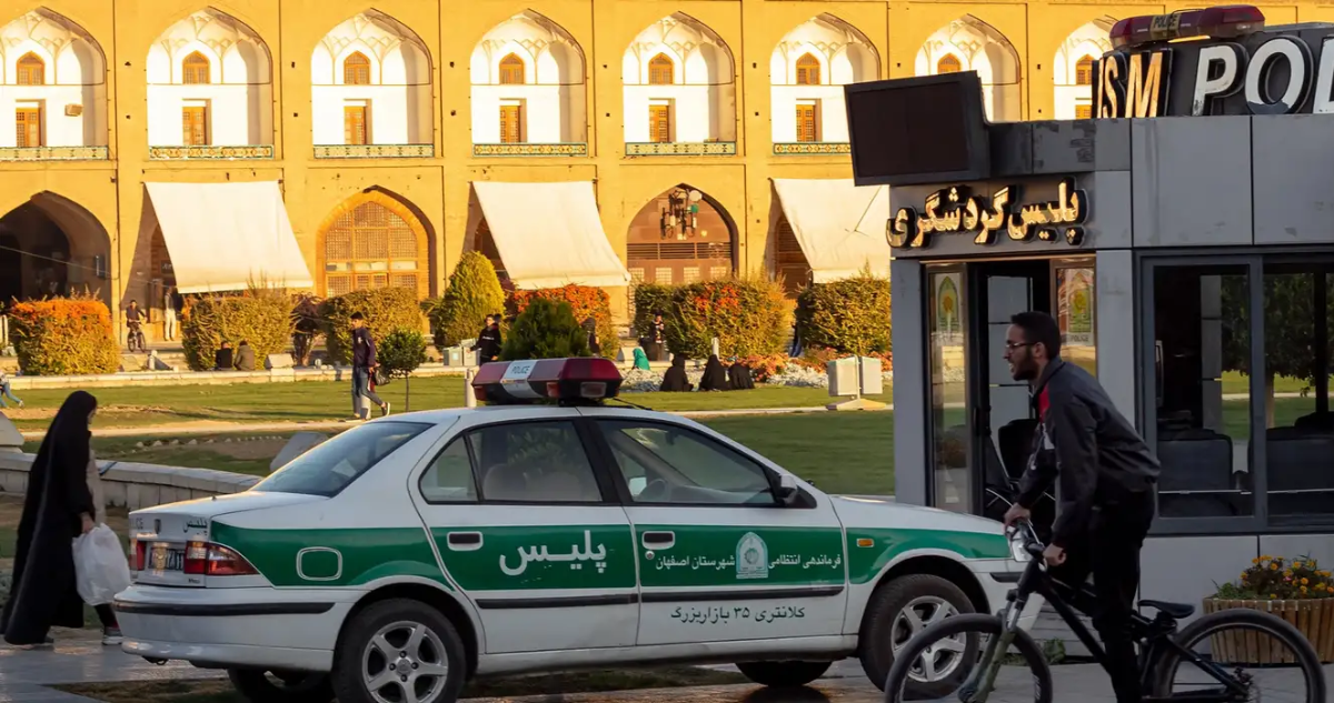 Atentado terrorista sacude el corazón judicial de Irán: 6 muertos y 22 heridos