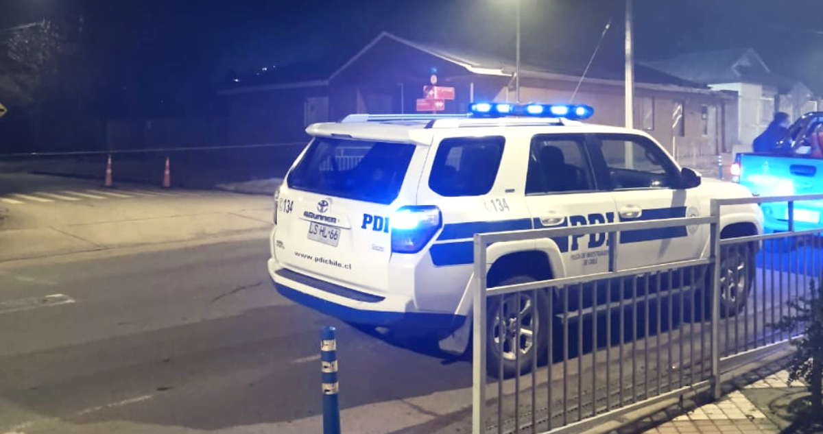 Brutal Ataque en Plena Calle: Hombre Asesinado a Puñaladas Mientras Discutía con su Pareja