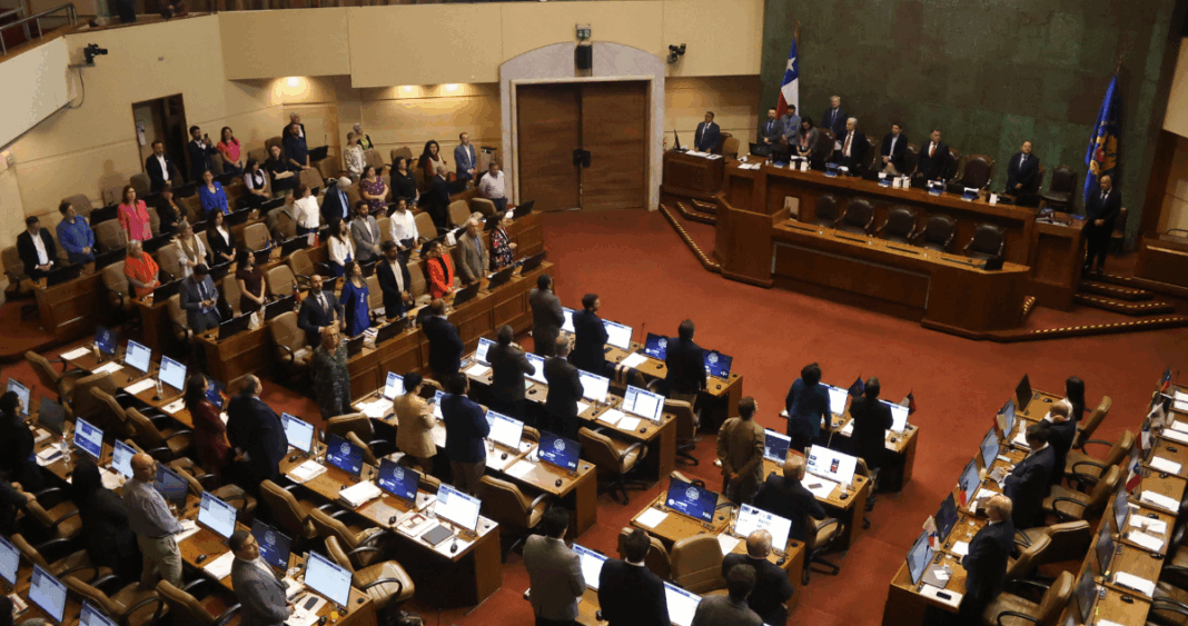 Cámara Baja Aprueba Proyecto de Voto Obligatorio: Extranjeros Quedan Exentos de Multa