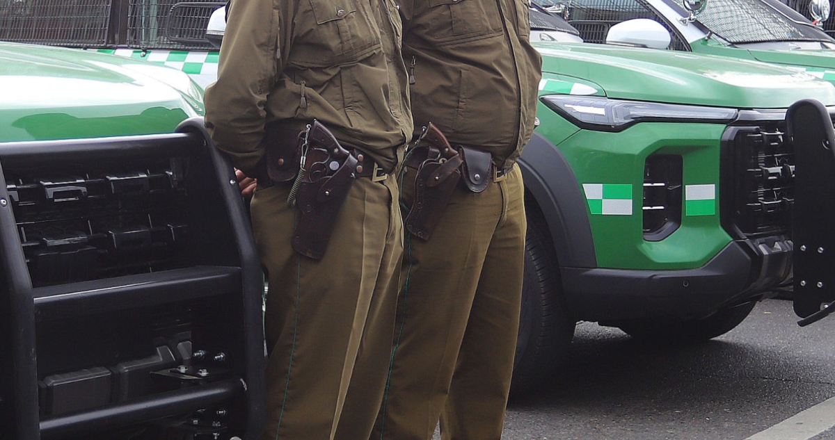 Carabineros Sorprendidos Robando Combustible: Consecuencias Inmediatas