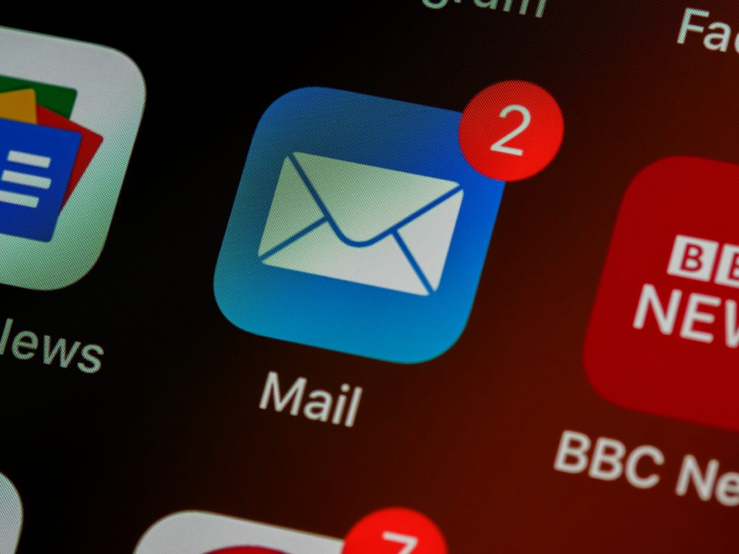 Ciberdelincuentes en Chile: Más de 4.000 correos maliciosos diarios y técnicas sofisticadas de phishing