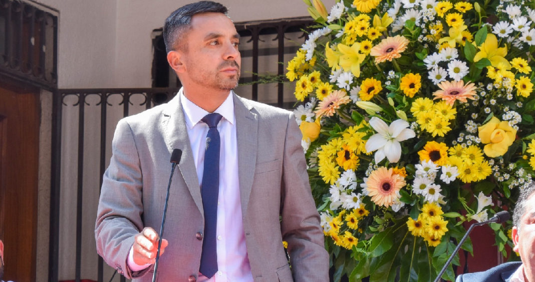 Concejal Acusado de Violencia Intrafamiliar Recupera Libertad Bajo Condiciones