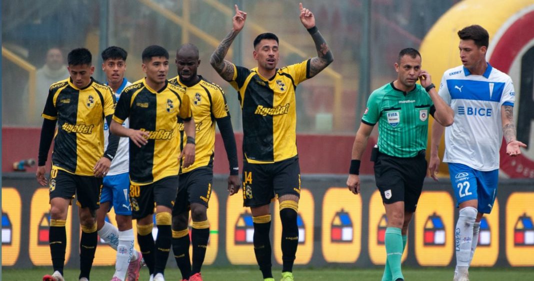 Coquimbo Unido Impone su Dominio: Goleada Histórica sobre la UC
