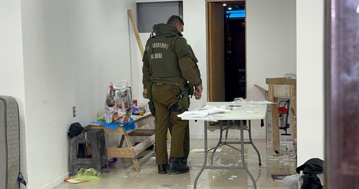 Descubren Laboratorio de Drogas con Sistema de Vigilancia en Maipú: Tres Detenidos