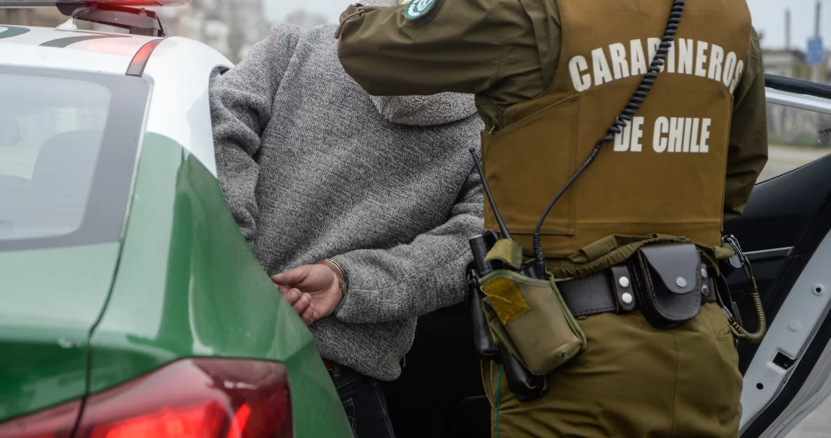 Detenido por Violencia Intrafamiliar Agrede a Carabinero en Hospital de Castro