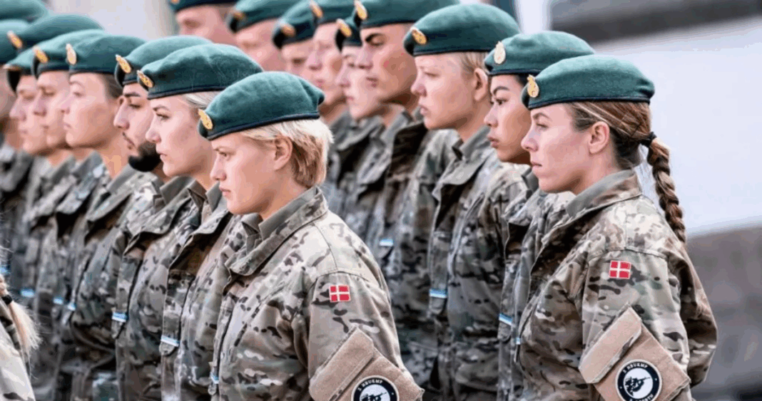 Dinamarca Recluta a Mujeres: Ampliando el Servicio Militar Ante Tensiones Globales