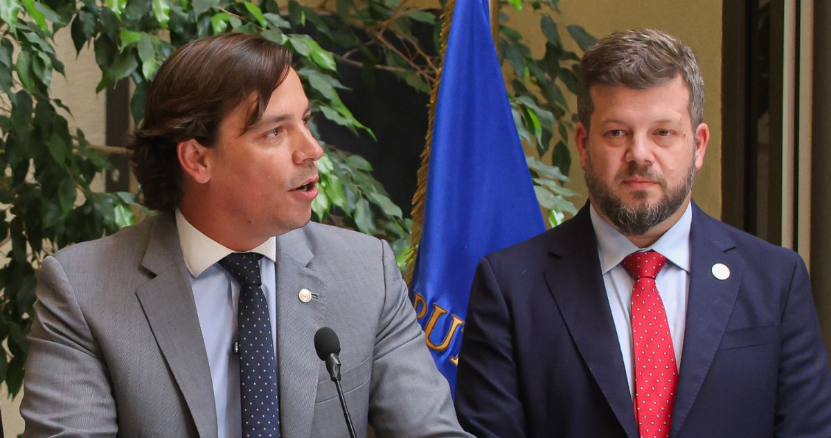 Diputados oficialistas denuncian a Labbé y Kaiser por