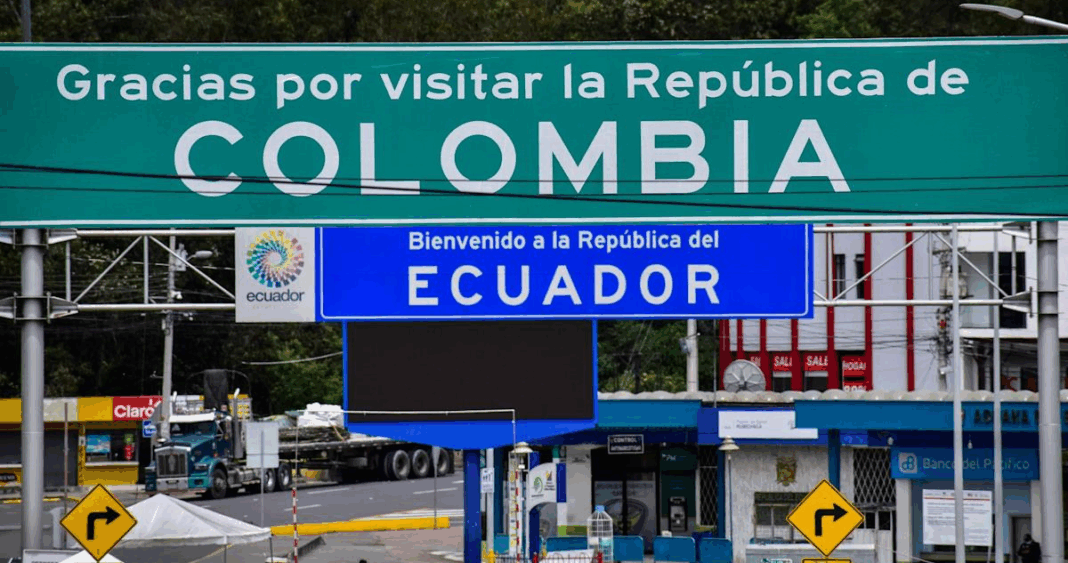 Ecuador Repatría a Más de 800 Reclusos Colombianos en Operativo Fronterizo