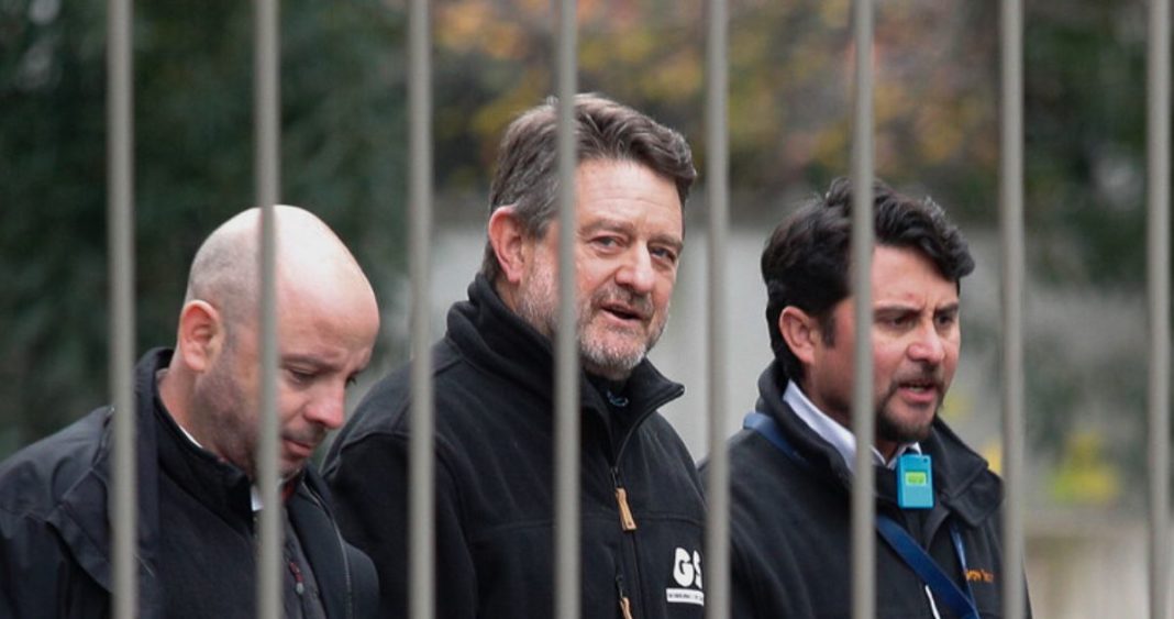 Escándalo en el GORE Metropolitano: Fraude millonario con facturas falsas pone en jaque al Gobernador Orrego