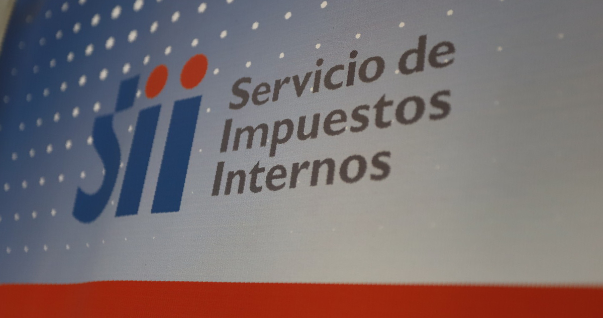 Escándalo en el SII: Funcionarios acusados de operar un esquema de préstamos informales