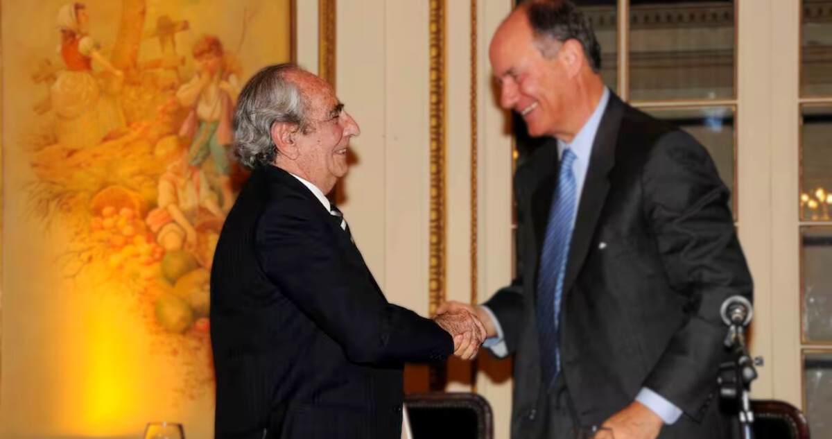 Eugenio Valenzuela Somarriva: El Jurista Clave en la Transición a la Democracia