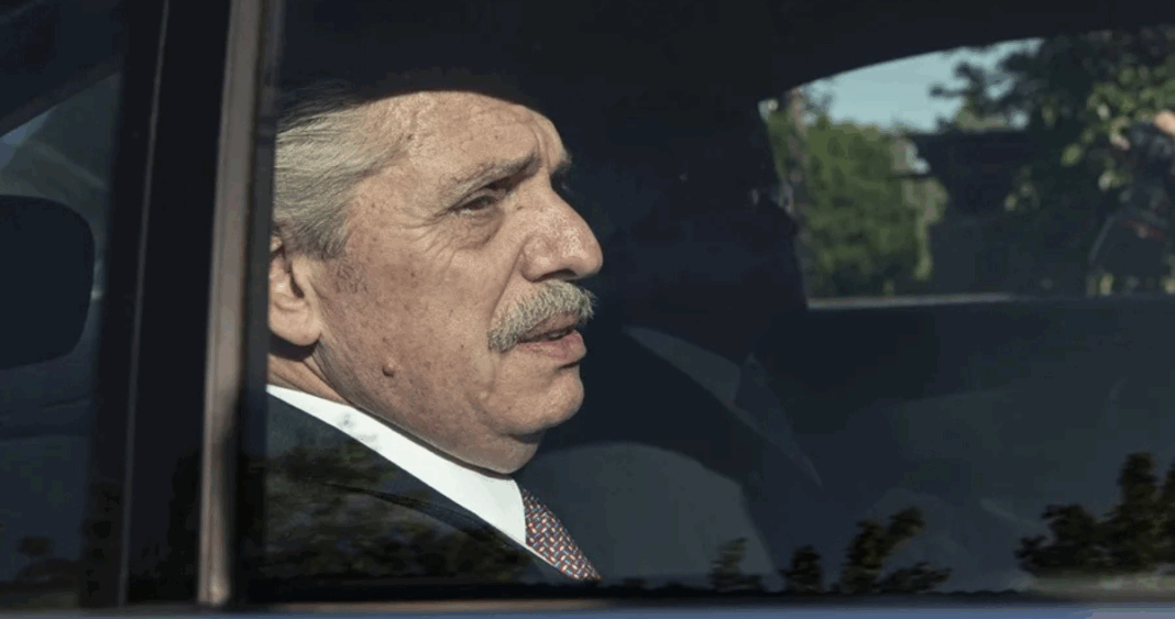 Expresidente argentino Alberto Fernández procesado por corrupción en contratación de seguros