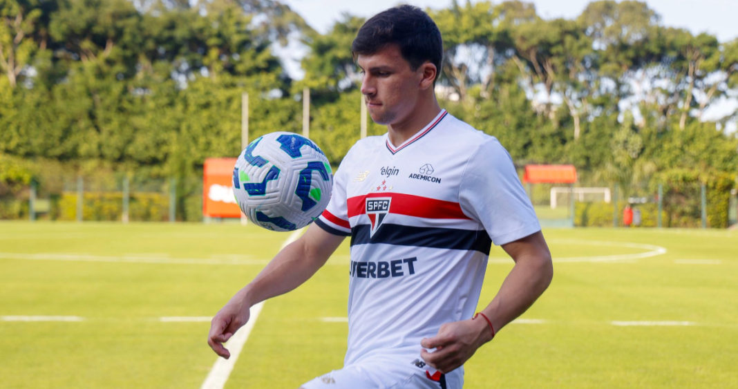 Gonzalo Tapia Busca Revancha en el Gigante Paulista: Nuevo Refuerzo del São Paulo
