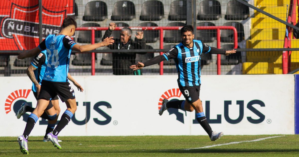 Huachipato Avanza a Semifinales de la Copa Chile: Supera a Ñublense en Emocionante Partido