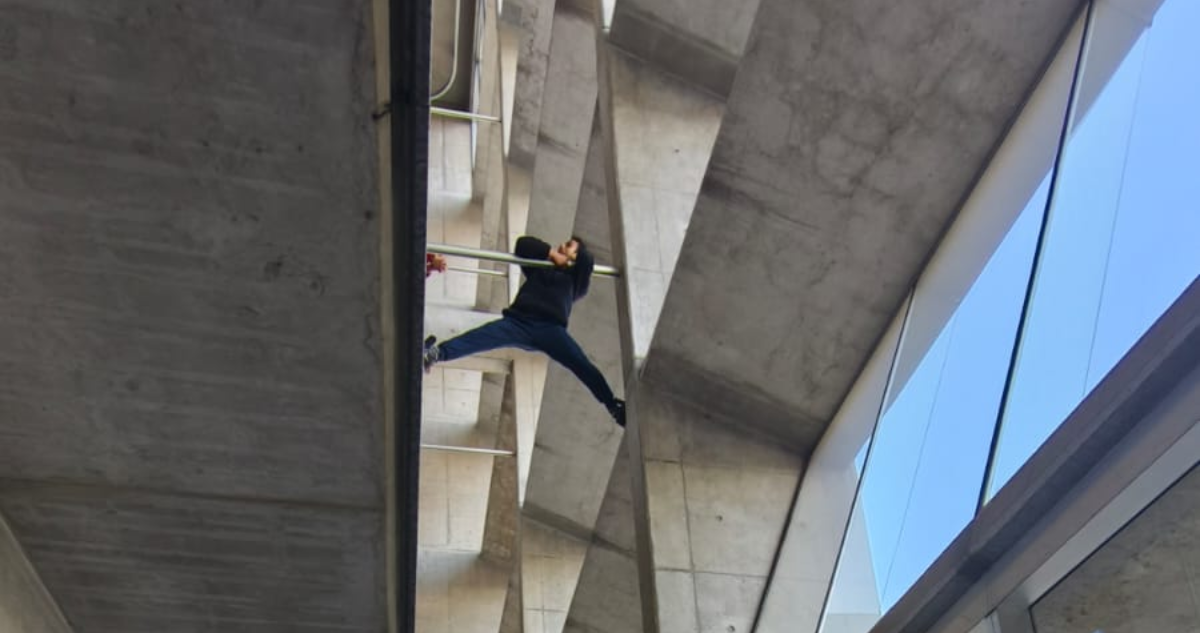 Imputado brasileño se expone a caída desde quinto piso del Centro de Justicia