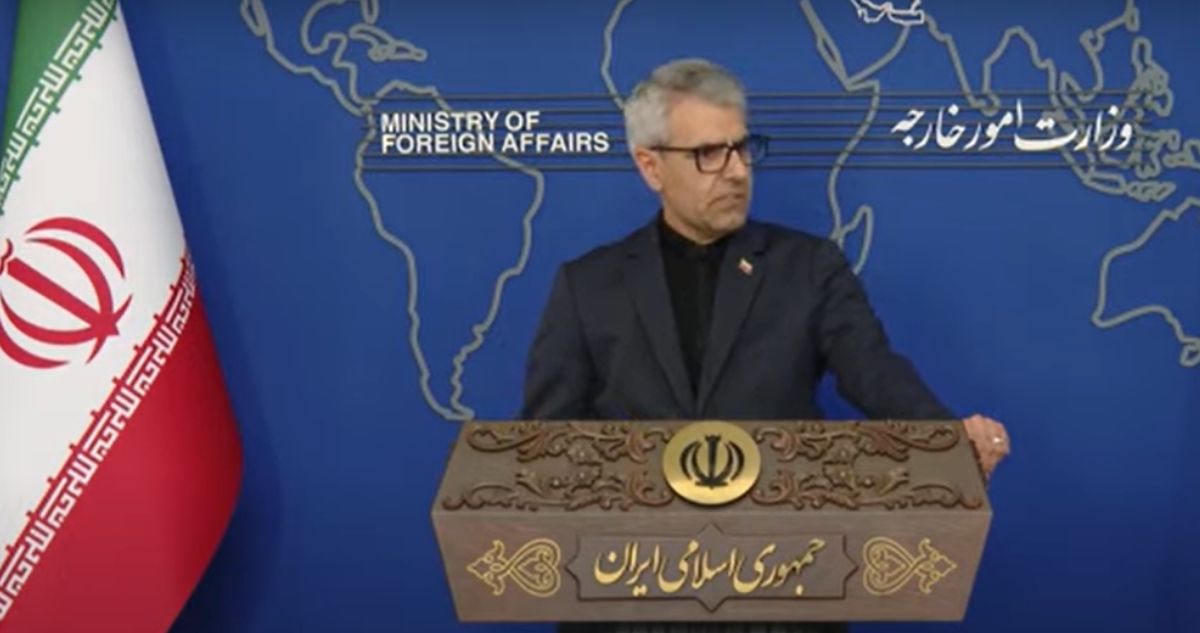 Irán Niega Solicitar Reunión con EE.UU. Tras Ataques a Instalaciones Nucleares