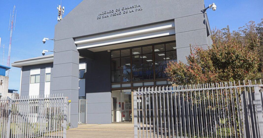 Joven de 16 años formalizado por tiroteo en colegio: otros 2 sospechosos siguen prófugos