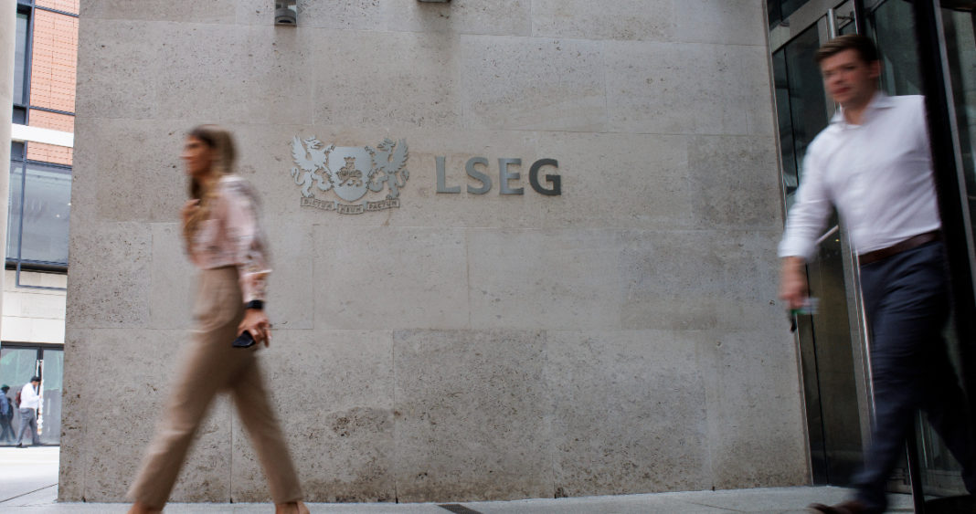 La Bolsa de Londres estudia operar 24 horas para atraer a nuevos inversores