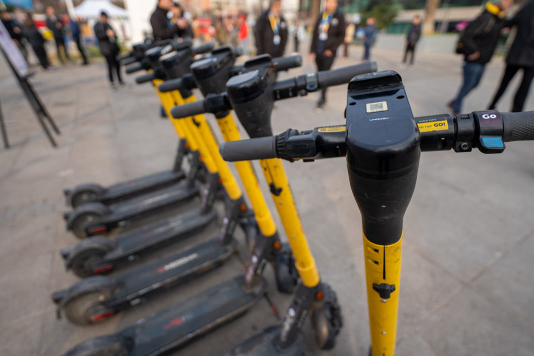 Macul Expande la Movilidad Sostenible: 500 Nuevos Scooters Eléctricos para Mejorar la Conectividad