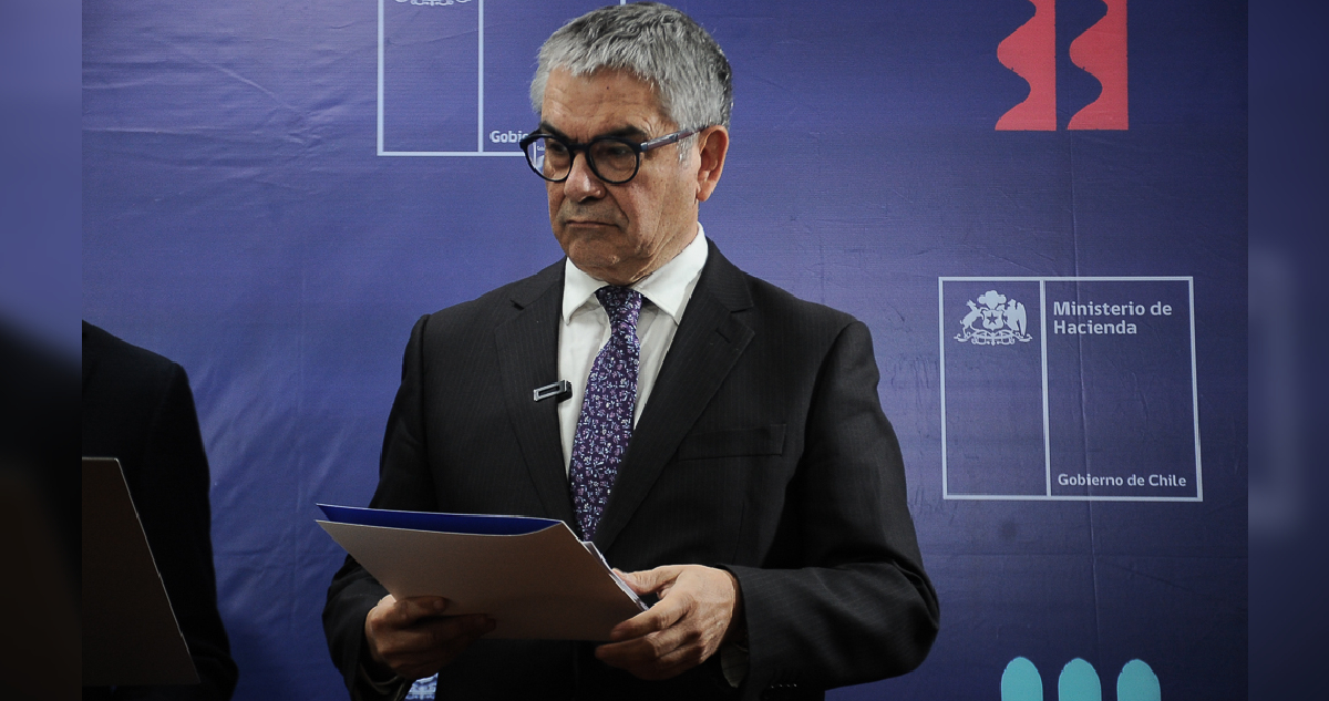 Ministros Morosos: Marcel Exige Que Paguen Deudas de Contribuciones