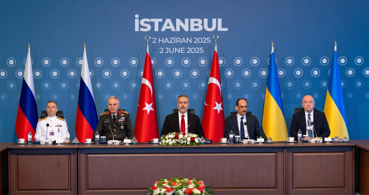Rusia y Ucrania en una Encrucijada: Claves de la Tercera Ronda de Negociaciones en Estambul