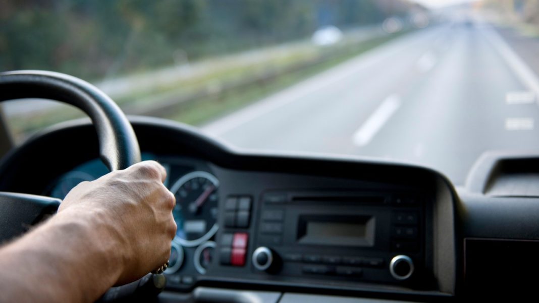 Tecnología Telemática: El Aliado Estratégico de los Camioneros Chilenos