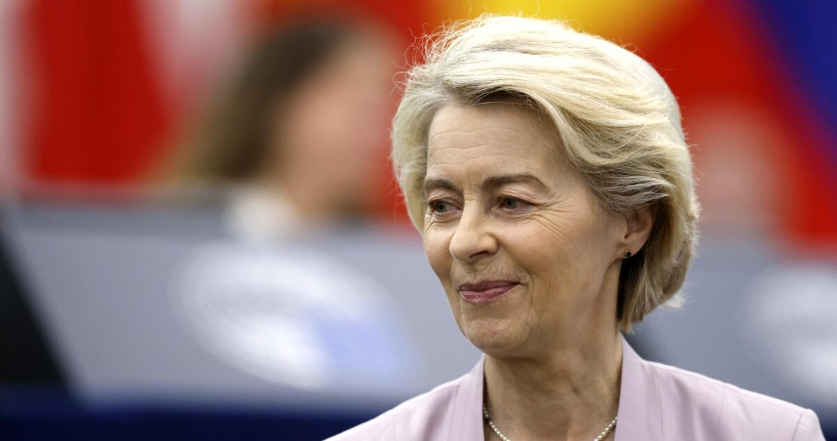 Ursula von der Leyen Supera Moción de Censura de Extrema Derecha en el Parlamento Europeo