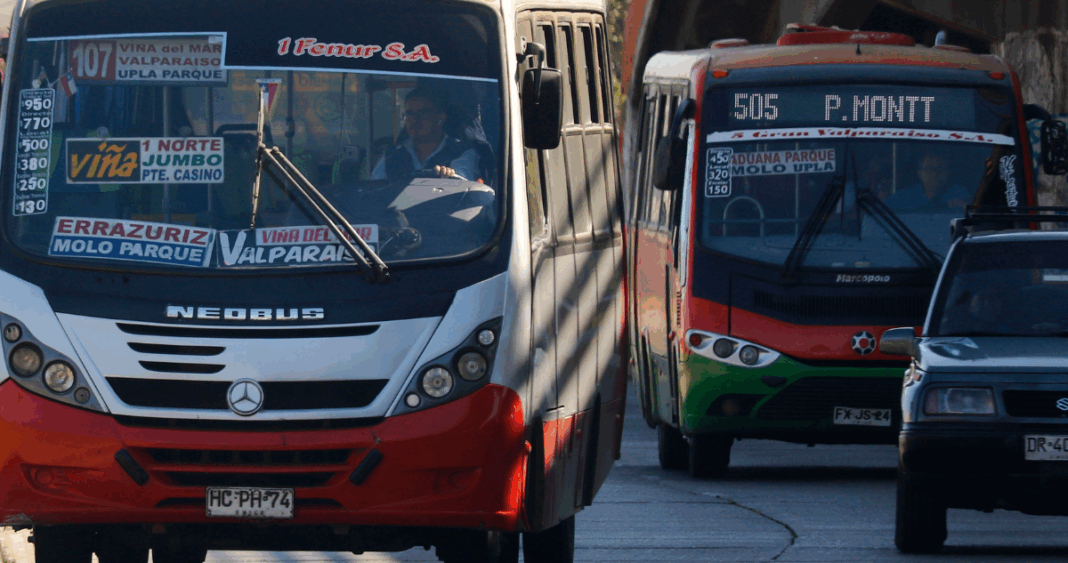 Valparaíso Enfrenta un Desafío de Movilidad: Gobierno Presenta Bases de Licitación para Renovar el Transporte Público