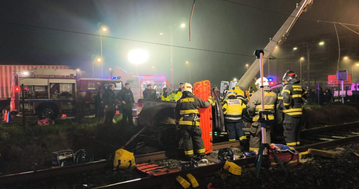 Accidente en Ruta 160 interrumpe servicios de Biotren: Equipo técnico trabaja para reparar infraestructura dañada