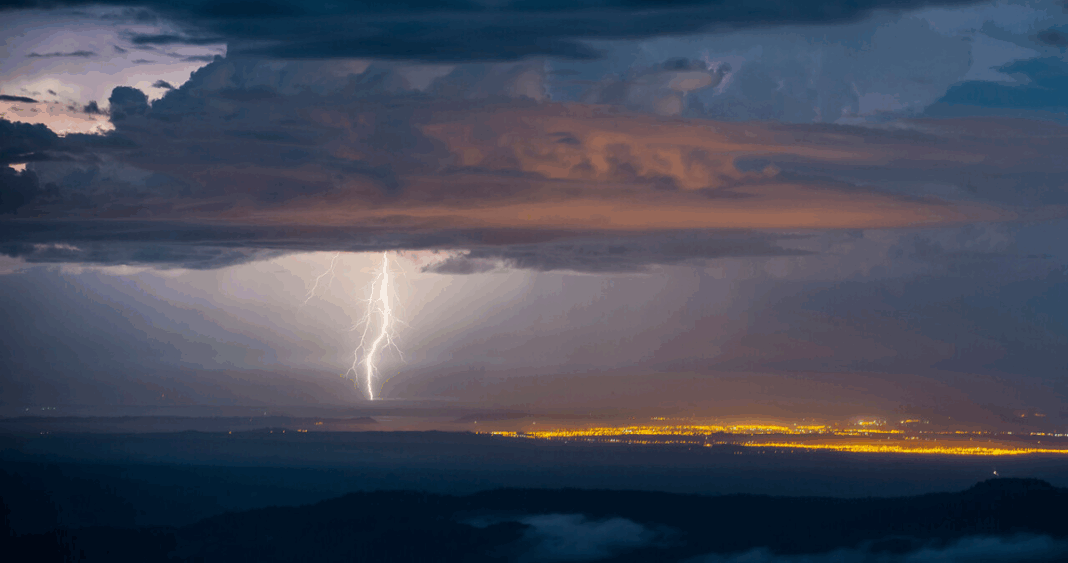 Alerta por Tormentas Eléctricas: Cómo Mantenerse a Salvo en Ñuble y Biobío