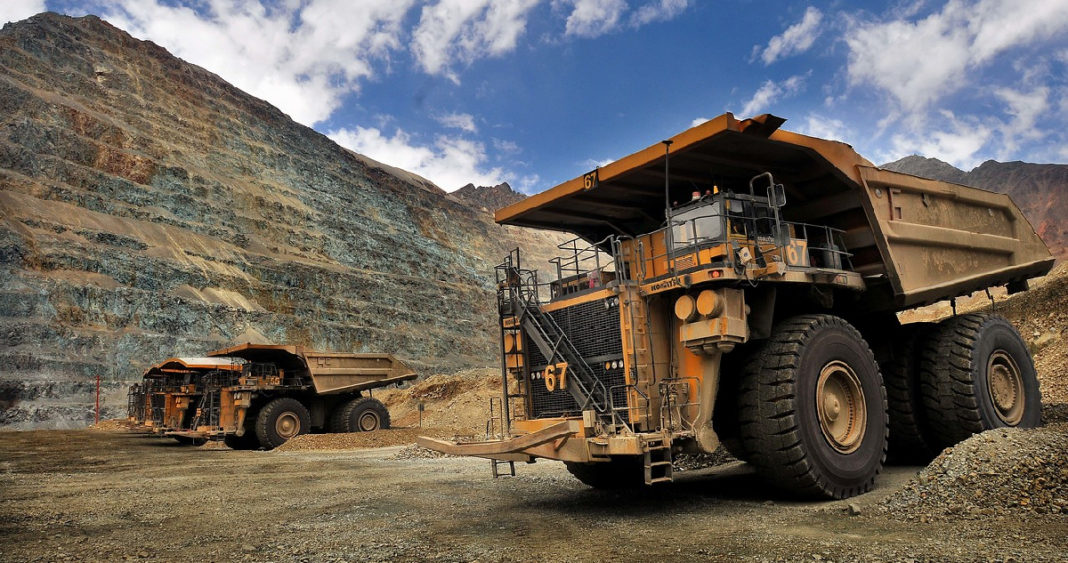 Anglo American Multada con $168 Millones por Supuesto Uso Irregular de Aguas