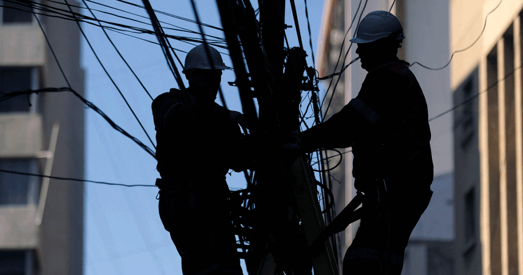 Apagón Masivo en Puente Alto, San José de Maipo y Pirque: Falla en Subestación Deja a Más de 53 Mil Hogares sin Luz