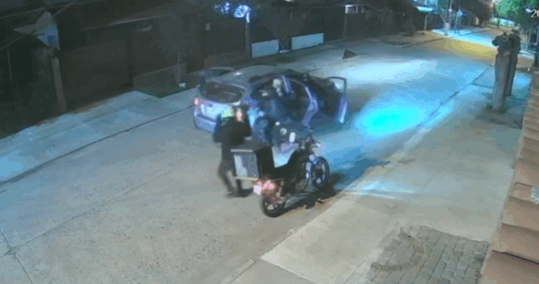 Brutal Asalto a Repartidor: Delincuentes le Roban Hasta la Moto