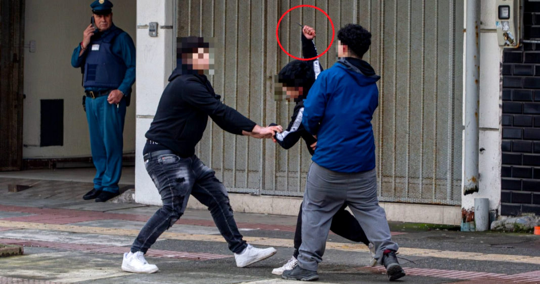 Brutal Pelea de Estudiantes en Puerto Montt: Uno Usó Arma Blanca