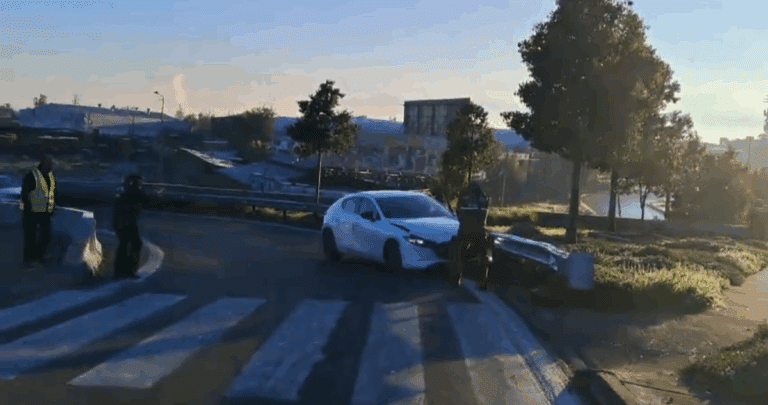 Carabineros Frustran Robo de Vehículo Tras Colisión Múltiple en Cerrillos