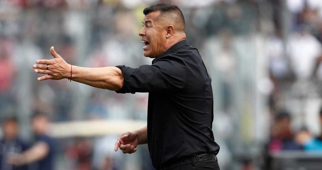 Colo Colo Enfrenta Cambios Tras Derrota Contundente: Presidente Confirma Salida de Jorge Almirón
