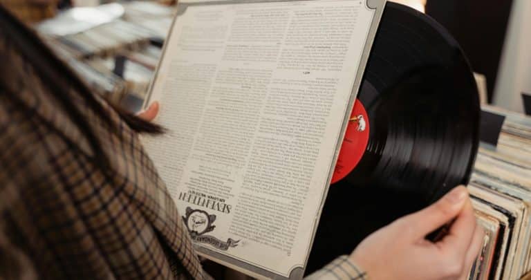 Cómo el Vinilo Resurgió en Chile: Una Historia de Pasión y Perseverancia