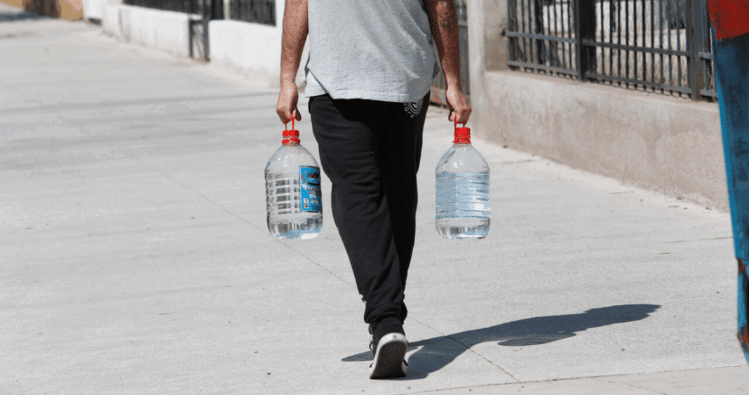 Corte de agua en Santiago: Conoce los puntos de abastecimiento alternativo