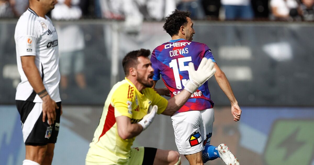 Cuevas Sorprende a Colo Colo con Gol Tempranero en el Clásico