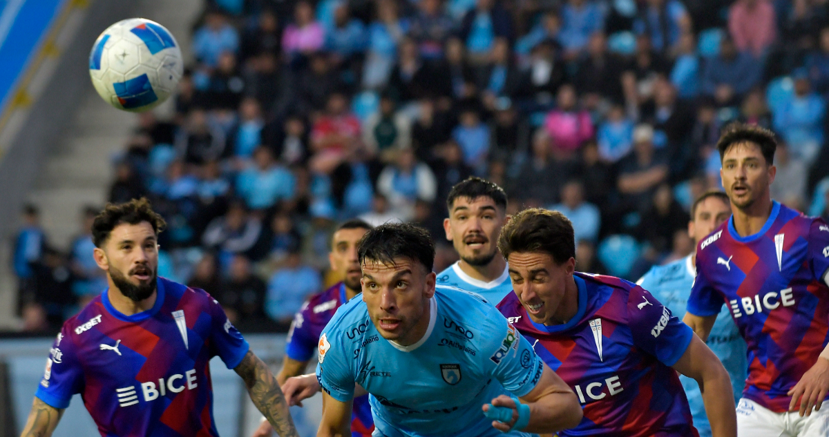 Deportes Iquique y Universidad Católica Empatan en Tenso Duelo Marcado por Polémica Arbitral