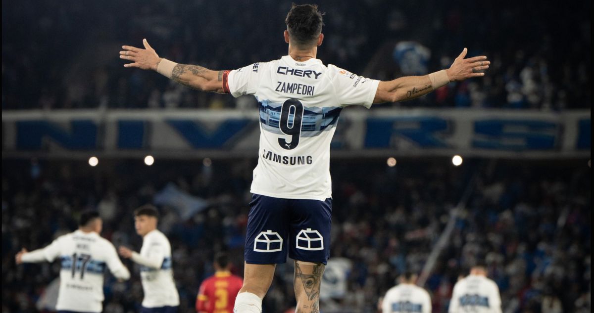 El Toro Histórico: Zampedri Marca el Primer Gol en el Claro Arena de la UC