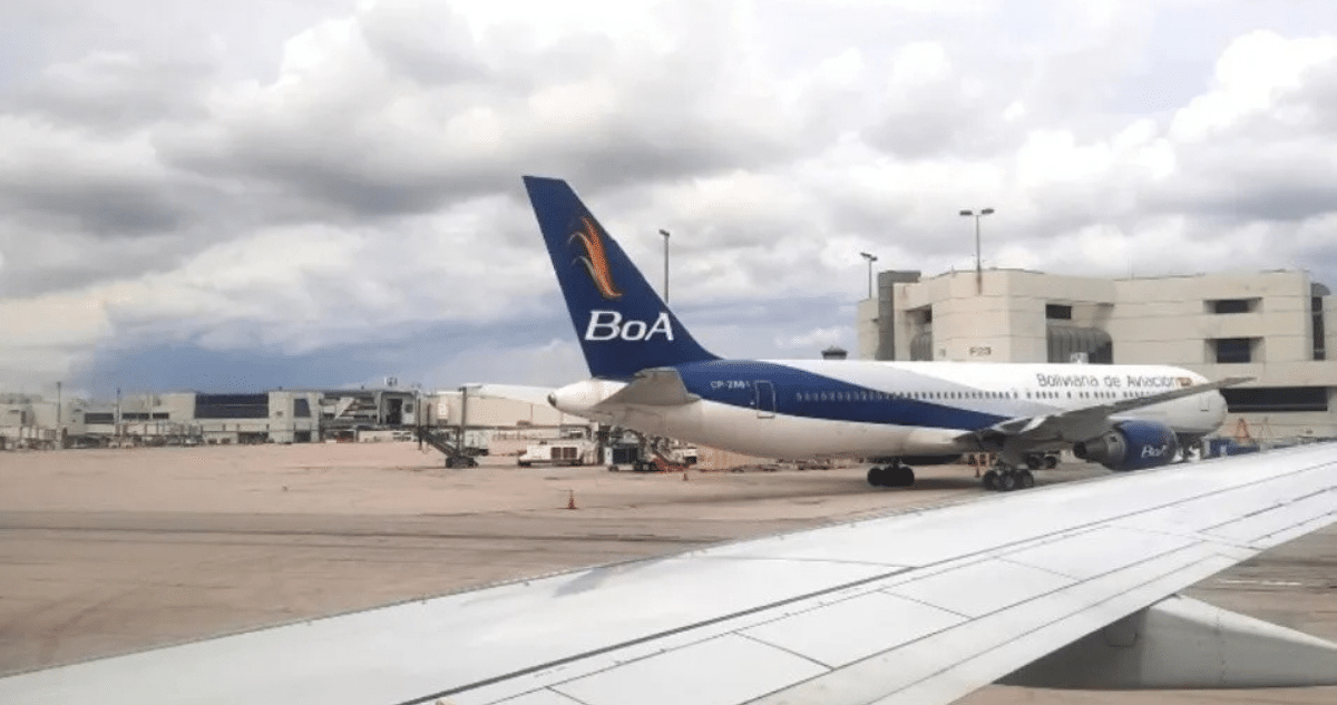 Emergencia médica en vuelo de Bolivia a Miami termina en tragedia